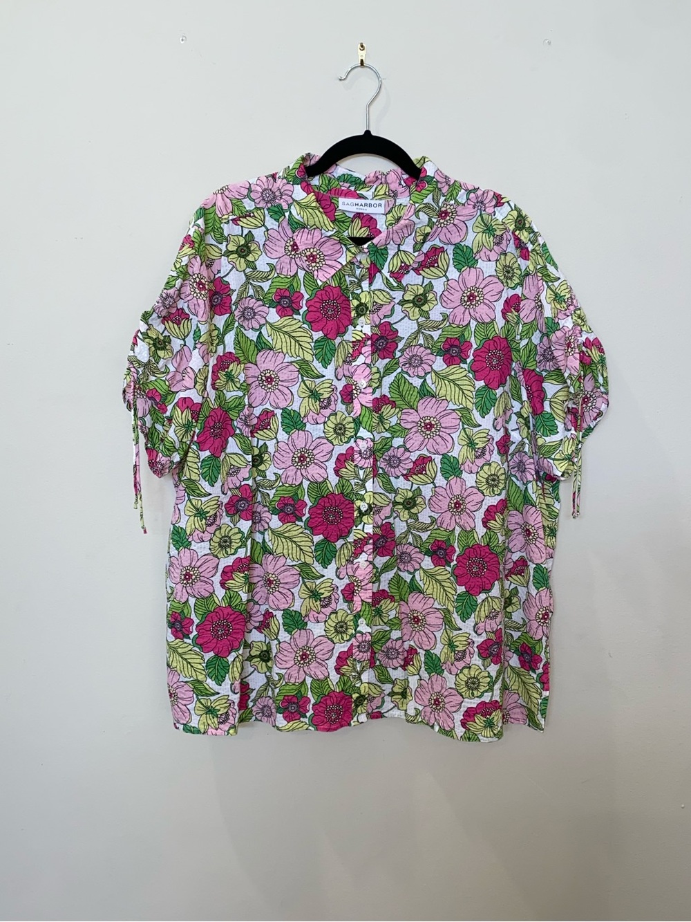 Vintage Sag Harbor Woman Pink & Green Floral Short Sleeve Button-Up Casual Shirt